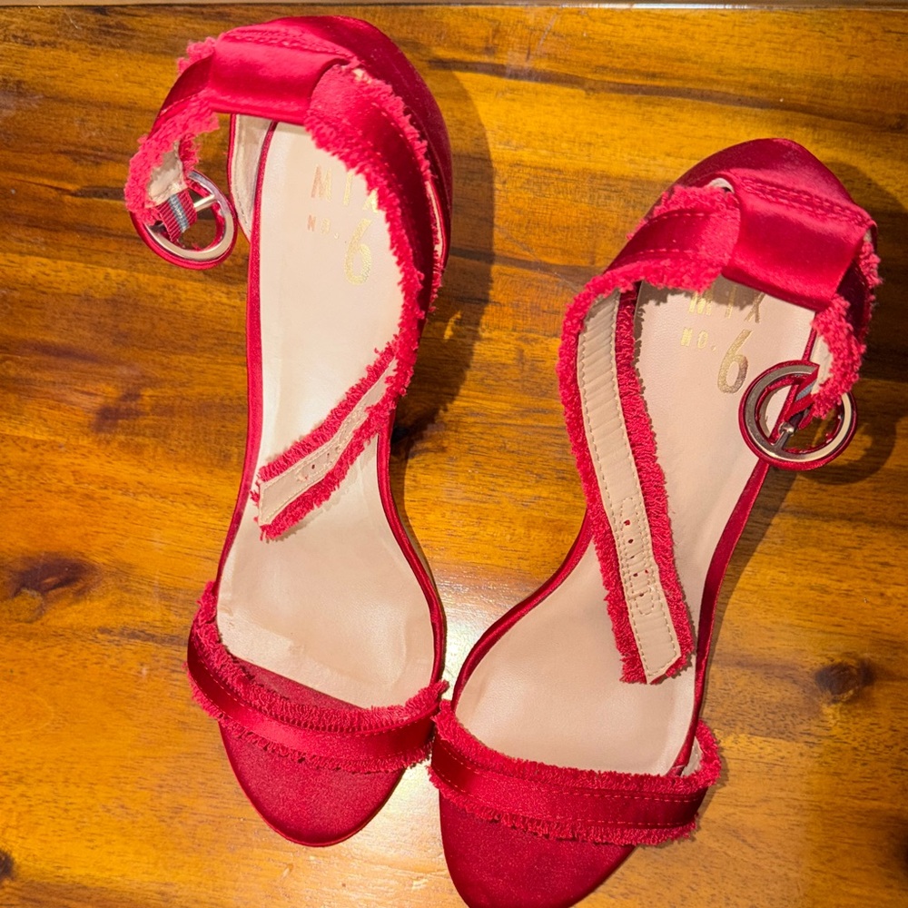 Mix No. 6 Red Frayed Heels
